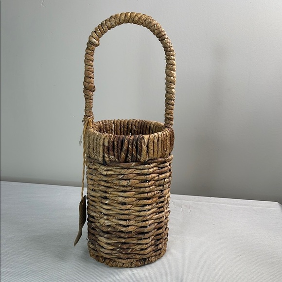 Handcrafted Woven Bottle or French Baguette Basket Natural Brown - Picture 12 of 12